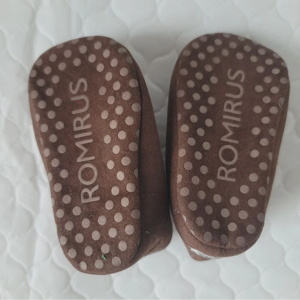 Romirus High Top Crib Baby Shoes Brown Size 2